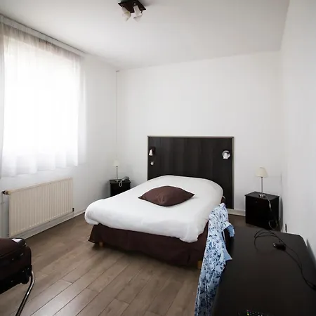 Hotel Ambiance 2*