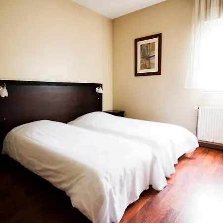 Ambiance Hotel 2*