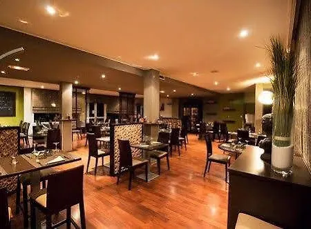 Ambiance ホテル 2*